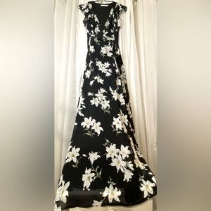 Shoe Dazzle Maxi Wrap Dress size S/M